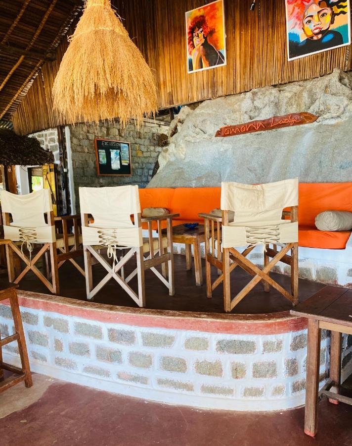 Tamarin Lodge Ampangorinana Bagian luar foto